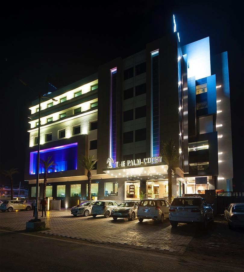 The Palm Court Hotel Ludhiana Exterior photo